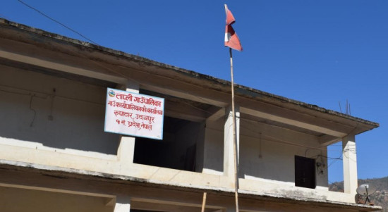 सार्वजानिक यातायात सञ्चालन गर्दै ताप्ली गाउँपालिका